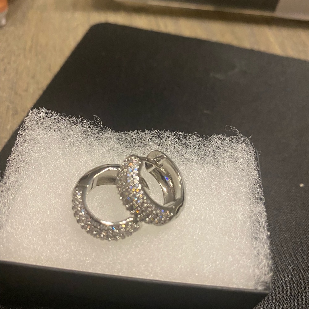 18K GOLD FILLED ROUNDED PAVE CZ HUGGIES - Picture 11 of 11